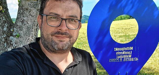 Redakteur Markus Baier misst in Weilheim, am Mittelpunkt des Landkreises 36,2 Grad.