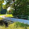 Unterhalb der Sägebrücke auf der kleinen Verbindungsstraße zwischen Nenzingen und Wahlwies soll ein Sensor des Hochwasserwarnsystems ...