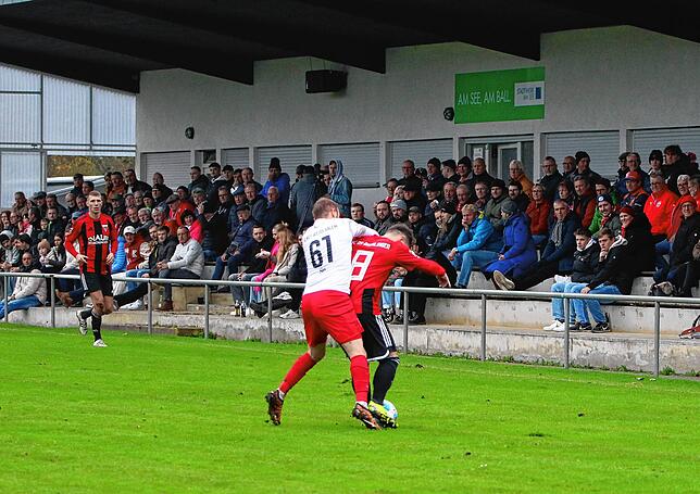 Bild 25: Salem dreht das Derby in Überlingen! Unsere große Bildergalerie zum Landesliga-Duell