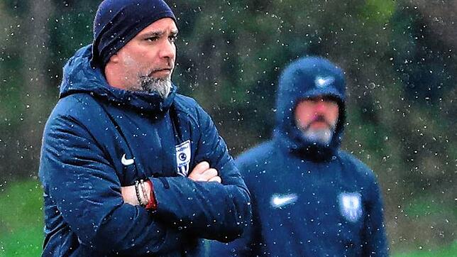 Anadolu-Trainer Vahit Pervane blickt trotz des Fehlstarts seiner Mannschaft optimistisch in die Zukunft.