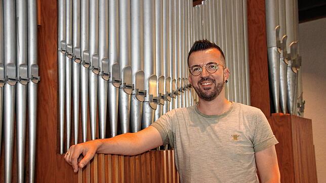 Das Orgelspiel und die Kirchenmusik nehmen einen großen Teil des Lebens von Volker Nagel ein.