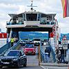 (Archivbild von Juni 2023) Was passiert eigentlich, wenn Einsatzkräfte die Fähre zwischen Meersburg und Konstanz befahren, um im Notfall ...
