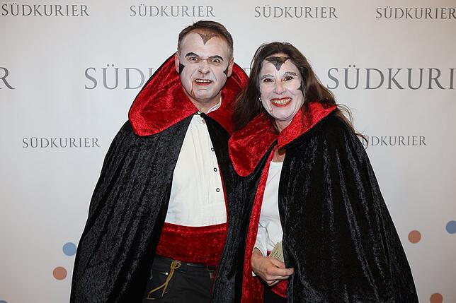 Bild 11: An der SÜDKURIER-Fotowand: Das sind die Gäste der Fernsehfasnacht (Teil 4)