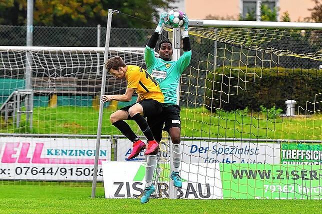 Bild 5: FSV Rheinfelden verliert &bdquo;Sechs-Punkte-Spiel&ldquo; beim SC Wyhl mit 0:2 &ndash; und wir haben Bilder!