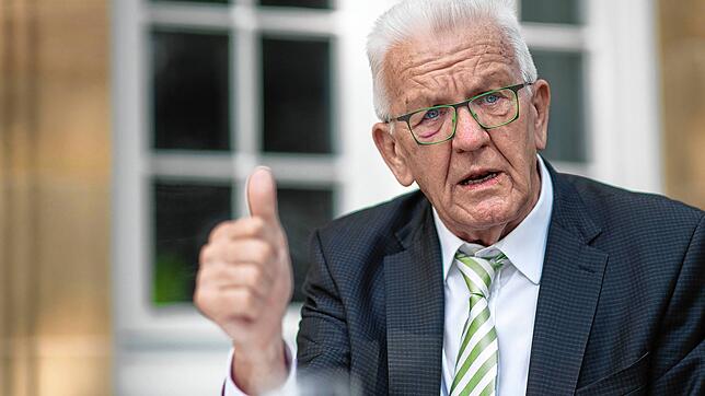Ministerpräsident Winfried Kretschmann verweist bei seinem Vorhaben auf den Bund und andere Länder.