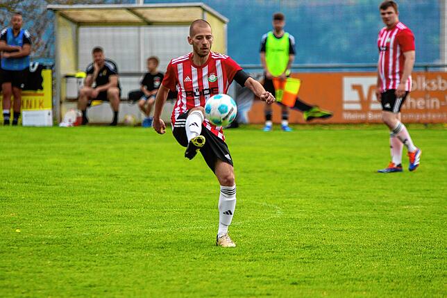 Bild 38: Spvgg. Andelsbach spielt 1:1 gegen SV 08 Laufenburg II – und wir haben Bilder!
