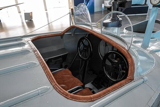 Heute kaum mehr vorstellbar: In einem Cockpit wie diesem starteten am 21. Mai 1925 die Piloten Roald Amundsen und Lincoln Ellsworth im ...
