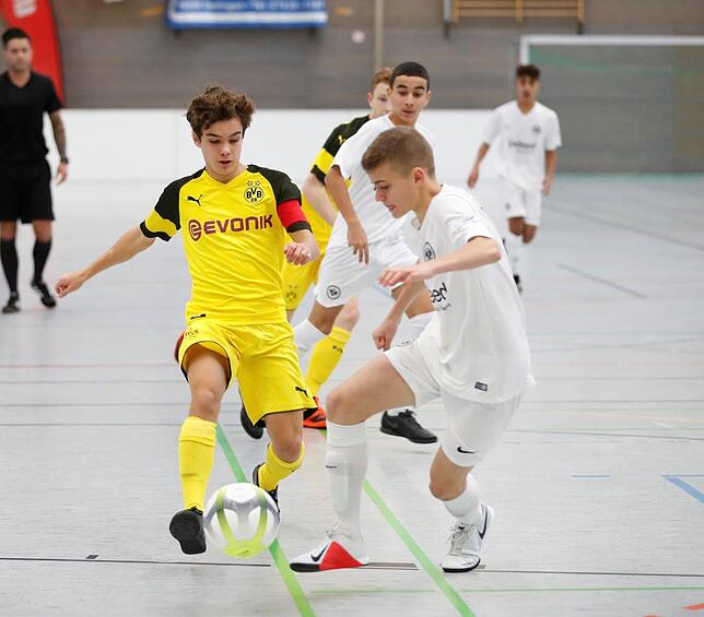Bild 27: Viel los war beim Internationalen U15 Junioren Fußballturnier! Wir haben die schönsten Bilder