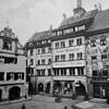 Abbildung des Hotel Restaurant Barbarossa aus Daniel Groß' Bildband "Erinnerungen an Konstanz wie es einmal war", 2001 erschienen im ...