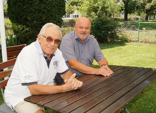 Gartentisch statt Ratstisch: Künftig wollen Albert Mayer und Hermann Sommerfeld ihre freie Zeit anders nutzen und auch Mal ein bisschen ...