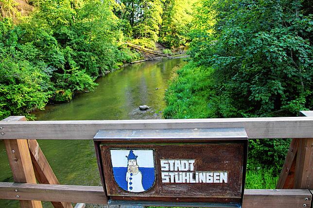 Stühlingen ist auch ein Paradies für Naturliebhaber und Wanderer. Im Bild der Wiizemer Steg. Das grenzüberschreitende Brückenbauwerk ...