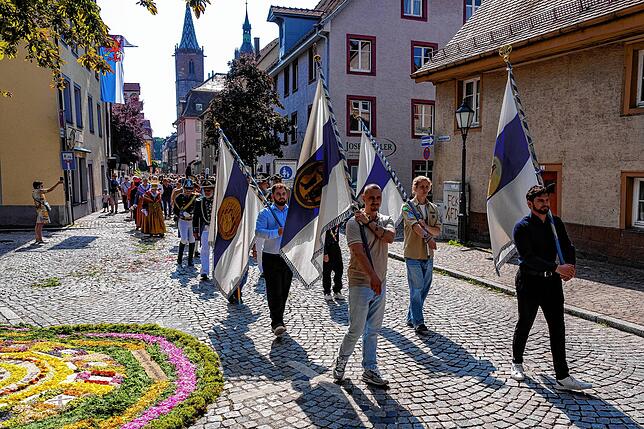 Bild 11: Fronleichnams Prozession in Villingen
