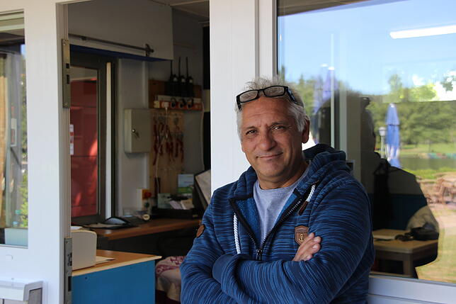 Kassierer Tayfun Akkaya