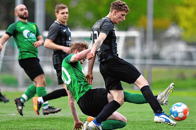 Bild 6: SV Herten trennt sich vom FC Hochrhein mit 3:3 &ndash; und wir haben Bilder!