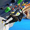 Julian Stanulla aus Hohenfels an der Wand des Boulderzentrums in der neuen Kletterhalle in Überlingen. Der 24-jährige hat vor drei ...
