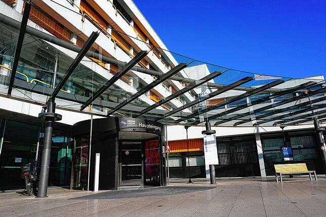 Haupteingang zum Klinikum Friedrichshafen.