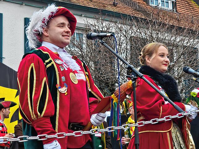 Bild 2: Prinzessin Carina die I. und Prinz Philipp der I. sind vermählt.