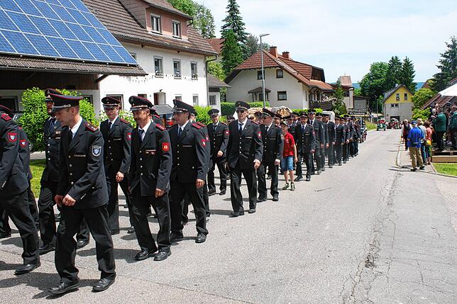 Bild 33: Gute Laune beim Bezirksmusikfest in Lausheim