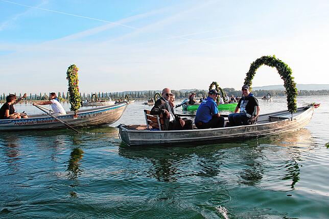 Bild 1: Die Mooser Wasserprozession findet im kleinen Rahmen statt. Publikum ist nicht erwünscht.
