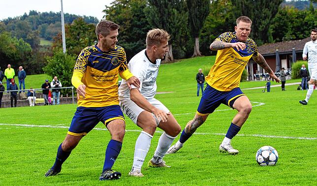 Bild 6: Unsere Bildergalerie vom Kreisliga-Spiel zwischen FC Rot-Weiß Salem 2 und dem SV Meßkirch