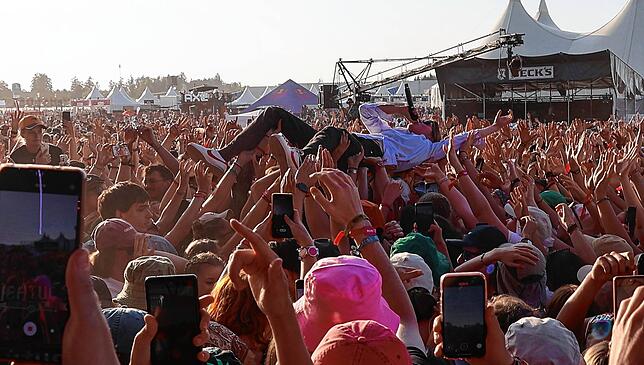 Bild 14: Girl in Red auf dem Southside Festival 2025: Die besten Bilder des Auftritts