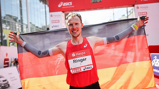 Beim Hamburg-Marathon 2023 kam Richard Ringer auf Platz sechs ins Ziel.