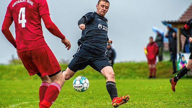 Hattrick: Florian Eckert &ndash; hier ein Archivbild &ndash; erzielte zwei Treffer für den FC Bergalingen beim 3:2-Sieg in der Partie ...