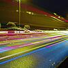 (Archivbild) Wie hell soll hier künftig die Straße beleuchtet werden? Und können neue LED-Lampen runterdimmen, wenn die nasse Straße ...