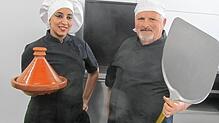 Wirtin Habiba Baillaou und Koch Sabato Toriello kümmern sich künftig im &bdquo;Wiesengrund&ldquo; in Zimmern um das Wohl ihrer Gäste. ...