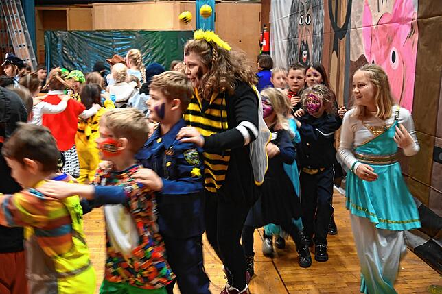 Bild 16: Hier sind die besten Bilder vom Rathaussturm in Tennenbronn und der Schulfasnet