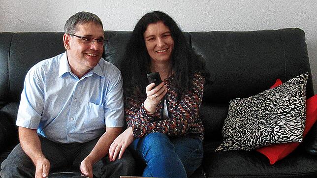 Markus und Veronika Maier aus Villingen sind Computer-Spezialisten. Die Microsoft-Masche von Telefonbetrügern funktioniert bei dem ...