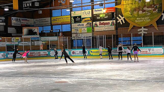 Offenes Minusgeschäft: Die Gemeinde Herrischried will ihre Eissporthalle trotz Energiekrise so lange wie möglich geöffnet lassen.