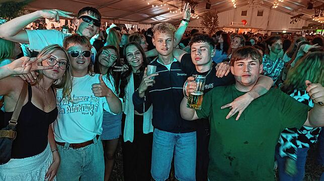 Bild 10: DJ Beestyle beim Bezirksmusikfest in Lauchringen – exklusive Bilder!
