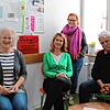 Bei Refugio in Villingen-Schwenningen bieten Ute Schwer (von links), Geschäftsführerin Astrid Sterzel, Simone Pestre und Traumatherapeut ...