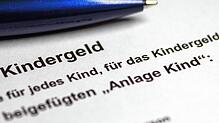Diesen Antrag füllt man als Eltern doch gerne aus: 255 Euro gibt es pro Kind vom Staat.