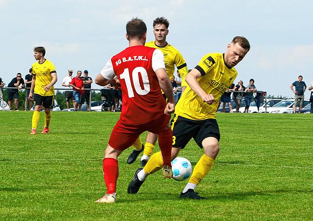 Bild 30: Der SV Denkingen ist Meister und steigt in die Landesliga auf. Wir waren mit der Kamera dabei!
