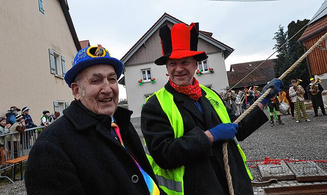 Bild 30: Die schönsten Bilder vom Narrenbaumstellen in Ittendorf (Teil 1)