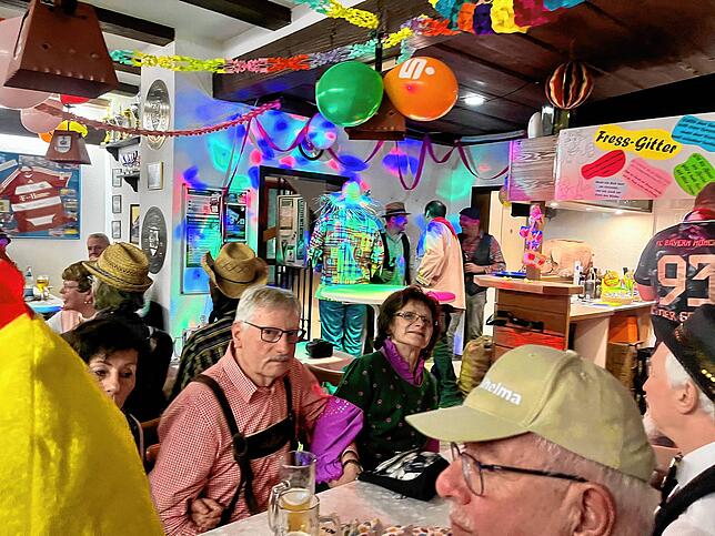 Bild 22: Beim Kappenabend in Donaueschingen wird die Sau herausgelassen: Das sind die schönsten Impressionen