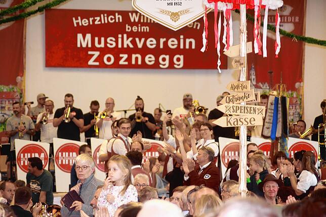 Bild 40: 100 Jahre Musikverein Zoznegg: Bilder vom Jubiläumsumzug