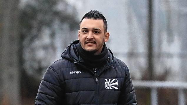 Villingens Sportdirektor Marcel Yahyaijan blickt nach dem Saisonfinale in der Fußball-Regionalliga auf turbulente Monate zurück.