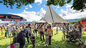 2024 kommen zahlreiche Familien zum Kinderfest am Konzertsegel zusammen. Das soll sich nun am 13. Juni wiederholen. (Archivfoto)