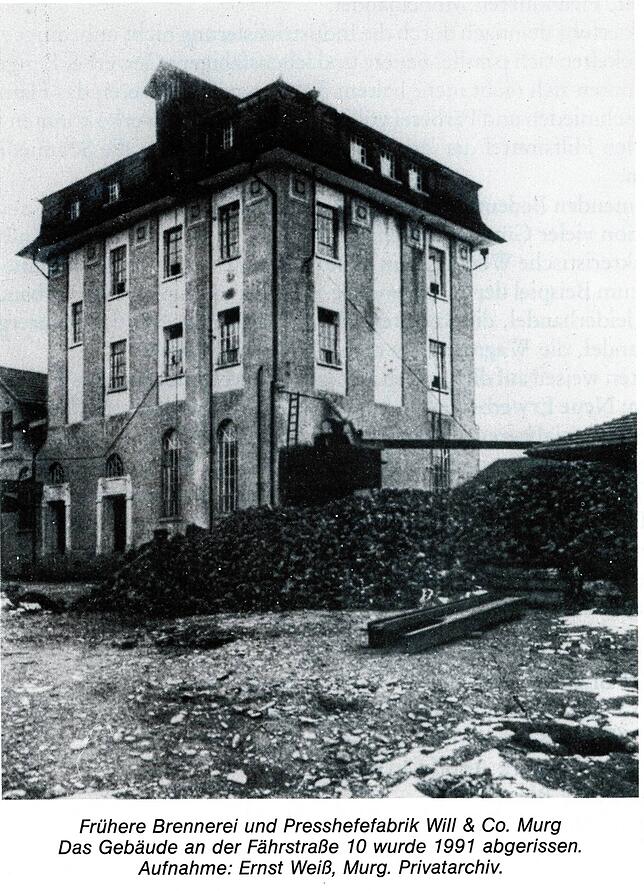 1991: Die frühere Brennerei und Presshefefabrik angrenzend an das Etzkorn Areal in der Fährstraße. Bild: Ernst Weiß
