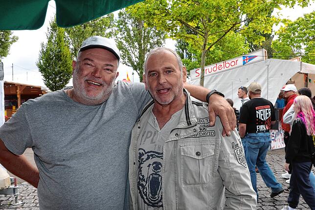 Bild 5: Reichenauer Weinfest 2025: Am Sonntag wird noch einmal miteinander angestoßen