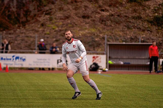 Bild 12: FC Schönau besiegt den FC Wallbach mit 2:1 &ndash; und wir haben Bilder!