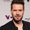 Johannes Strate, 41, ist Sänger und Frontman von Revolverheld. Die Band gehört zu den erfolgreichsten deutschsprachigen Popgruppen der ...