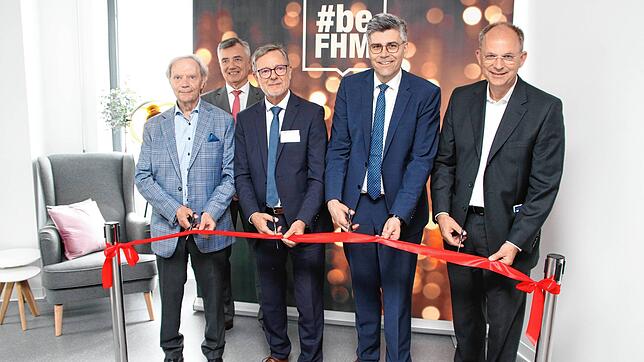 Sie haben den neuen Campus der Fachhochschule des Mittelstands eröffnet (von links): Günther Nufer, kaufmännischer Geschäftsführer der ...