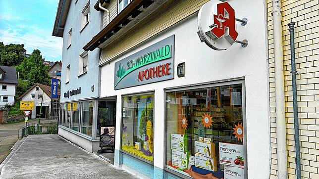 Die Schwarzwald-Apotheke in Schonach musste tagelang ohne Internet auskommen. Foto: Markus Reutter