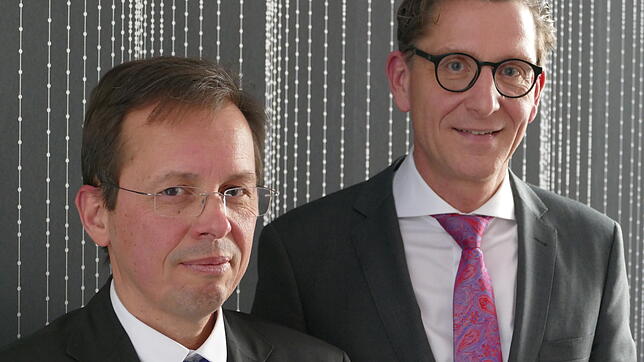 Andreas Scheuerle von der DekaBank und Rainer Liebenow von der Sparkasse.