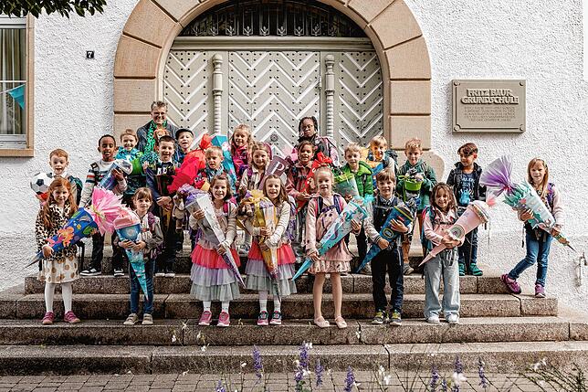 Salem-Mimmenhausen, Fritz-Baur-Grundschule, Klasse 1b mit ihrer Klassenlehrerin Manuela v. Drateln