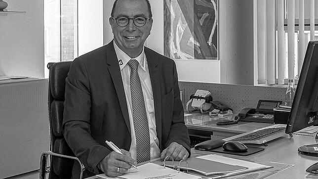 Im Alter von 64 Jahren ist Karl Springindschmitten verstorben. Er war über die Region hinaus bekannt und hochgeschätzt.